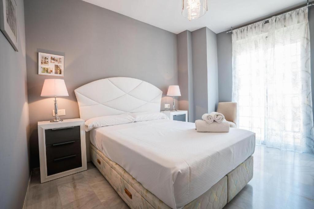 Apartamento Centrico Frente Villa Oniria グラナダ エクステリア 写真